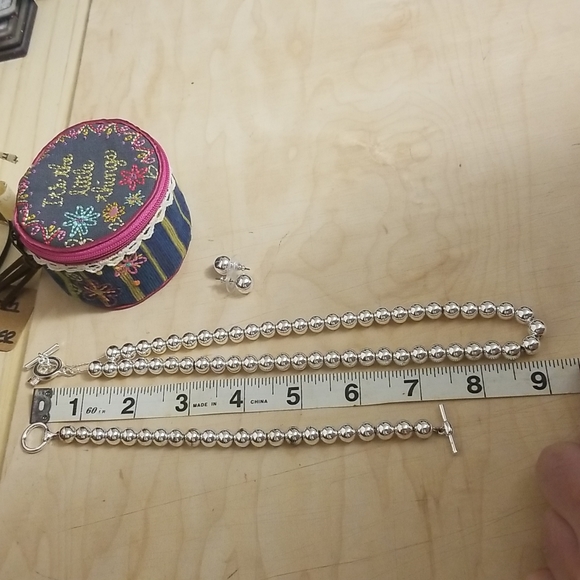 Silver Ball Necklace Bracelet Stud Earrings Set - Picture 9 of 11